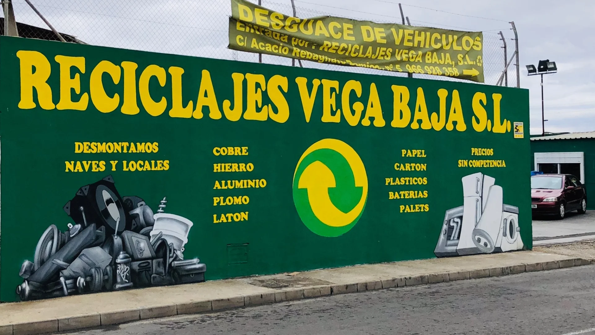 Instalaciones y almacén — Recambios Vega Baja